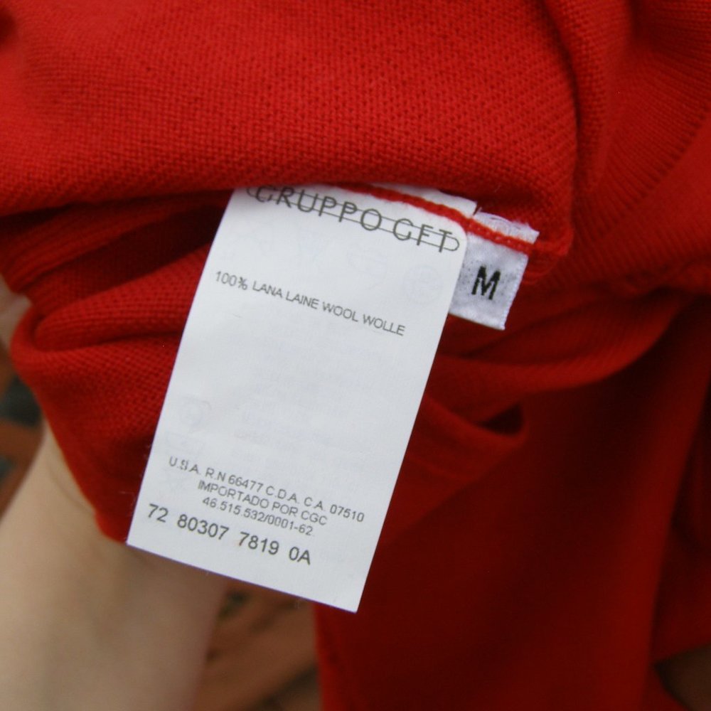 NEW (vintage) Valentino Red Knit Short Sleeve Top - Picture 8 of 12
